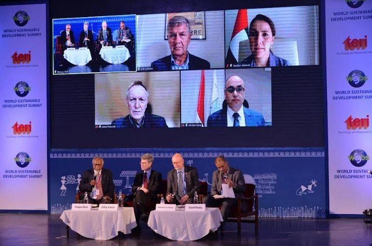 Experts Bat for Paradigm Shift in Consumption Patterns to Make Lifestyles Sustainable at WSDS