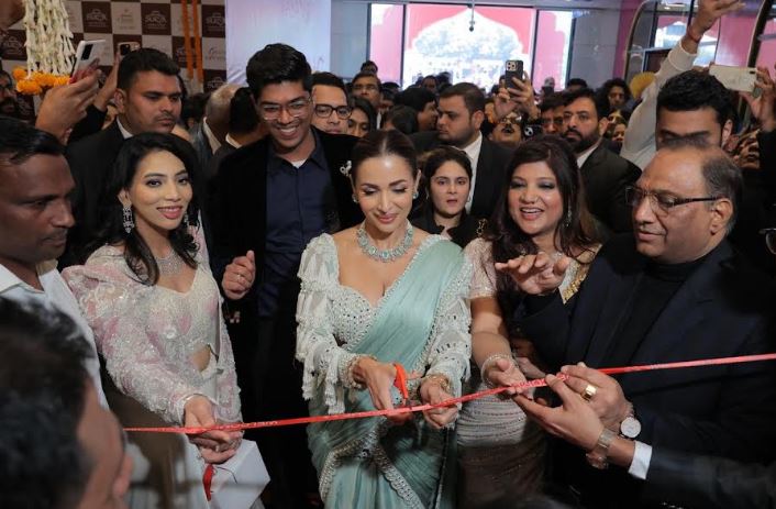 Surya Sarees Expands to Omaxe Chowk: Grand Opening on January 12, 2025