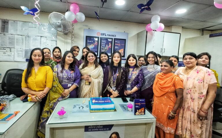 IIFL Finance Rebrands Seven Existing Branches into All Women Staffed 'Shakti' Branches on Women's Day