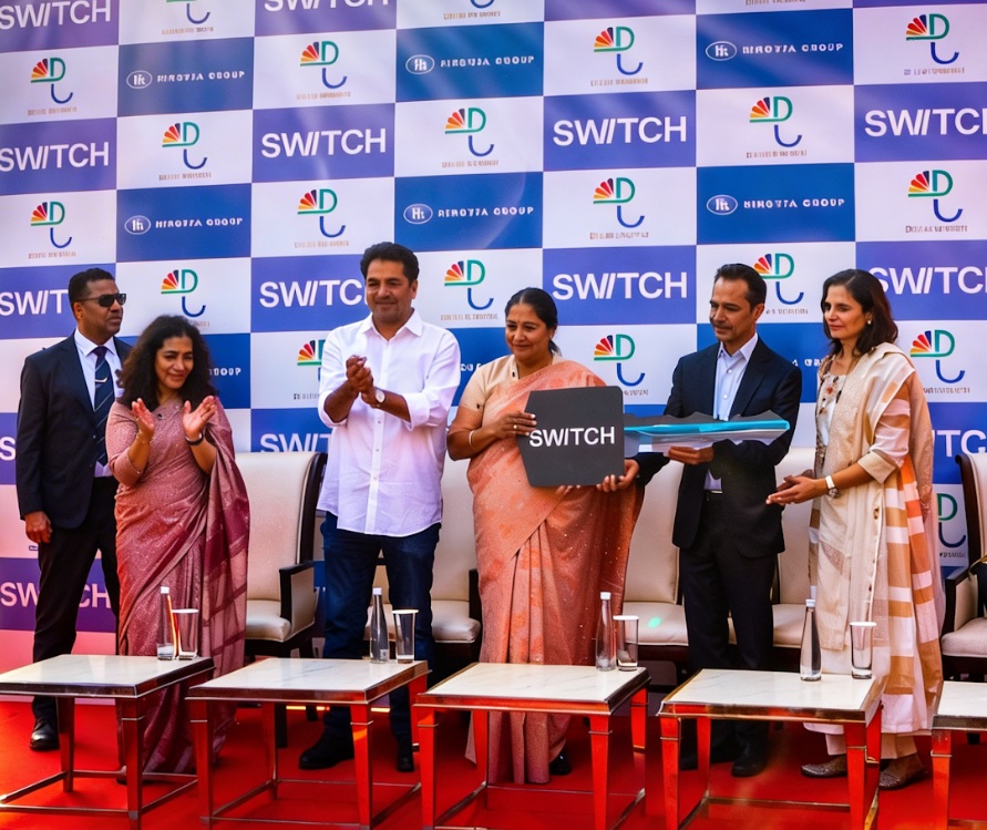 SWITCH Mobility Delivers the First Iconic Electric Double Decker in Delhi
